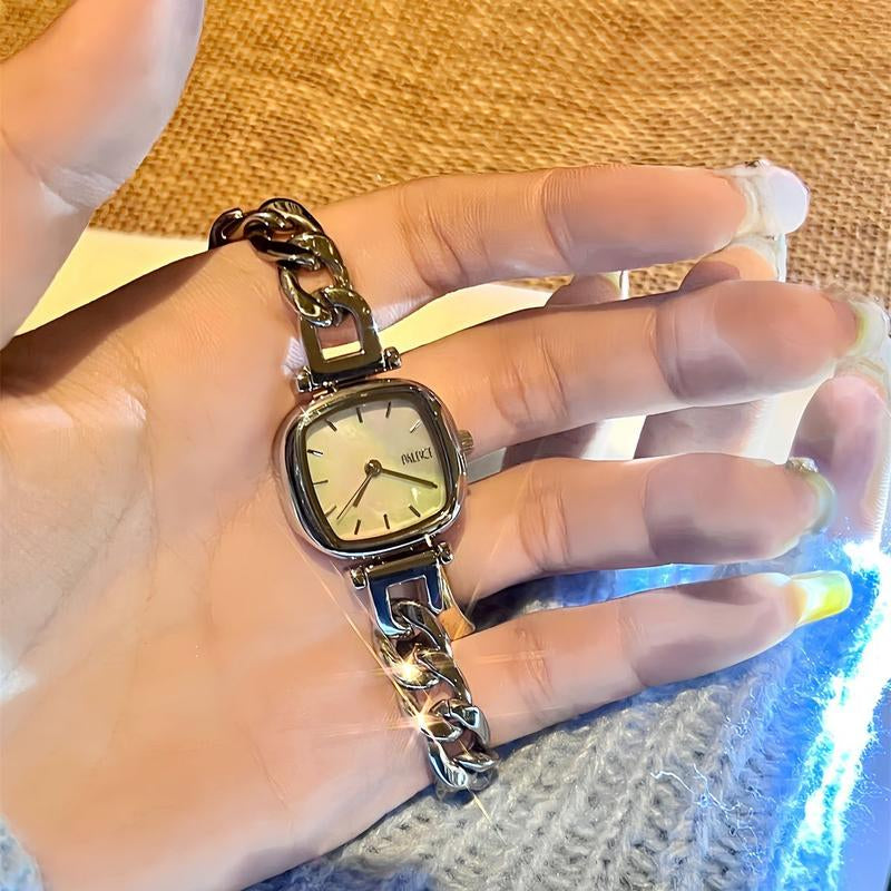 New Small Dial Watch for Women, with a Niche and High-End Feel. Chain Style Fashionable and Casual Personalized Quartz Watch for the Workplace, Suitable for Daily Matching and Fashionable Gifts