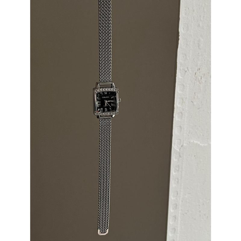New Square Candy Diamond Edged Square Watch for Women, Niche, Light Luxury, High-End Design, Versatile Watch for Women, Suitable for Daily Matching, Fashionable Gift